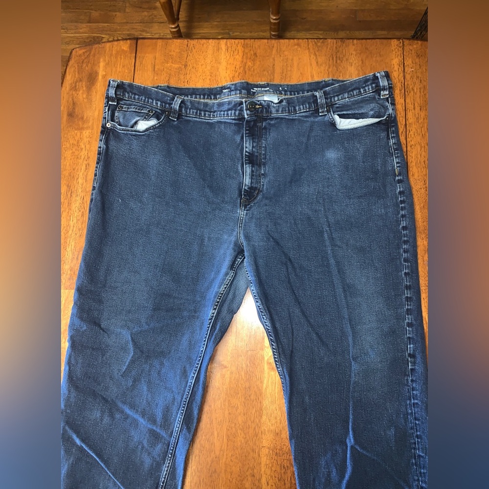 Amazon Essentials Men’s relaxed fit denim blue jeans 56 x 32